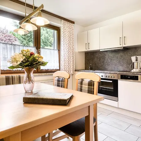 Maeser Apartman