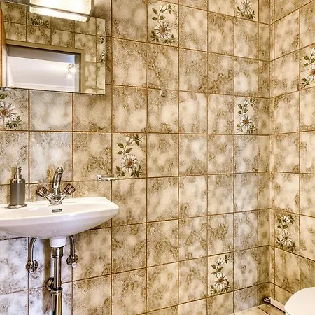 Maeser דירה שרונס